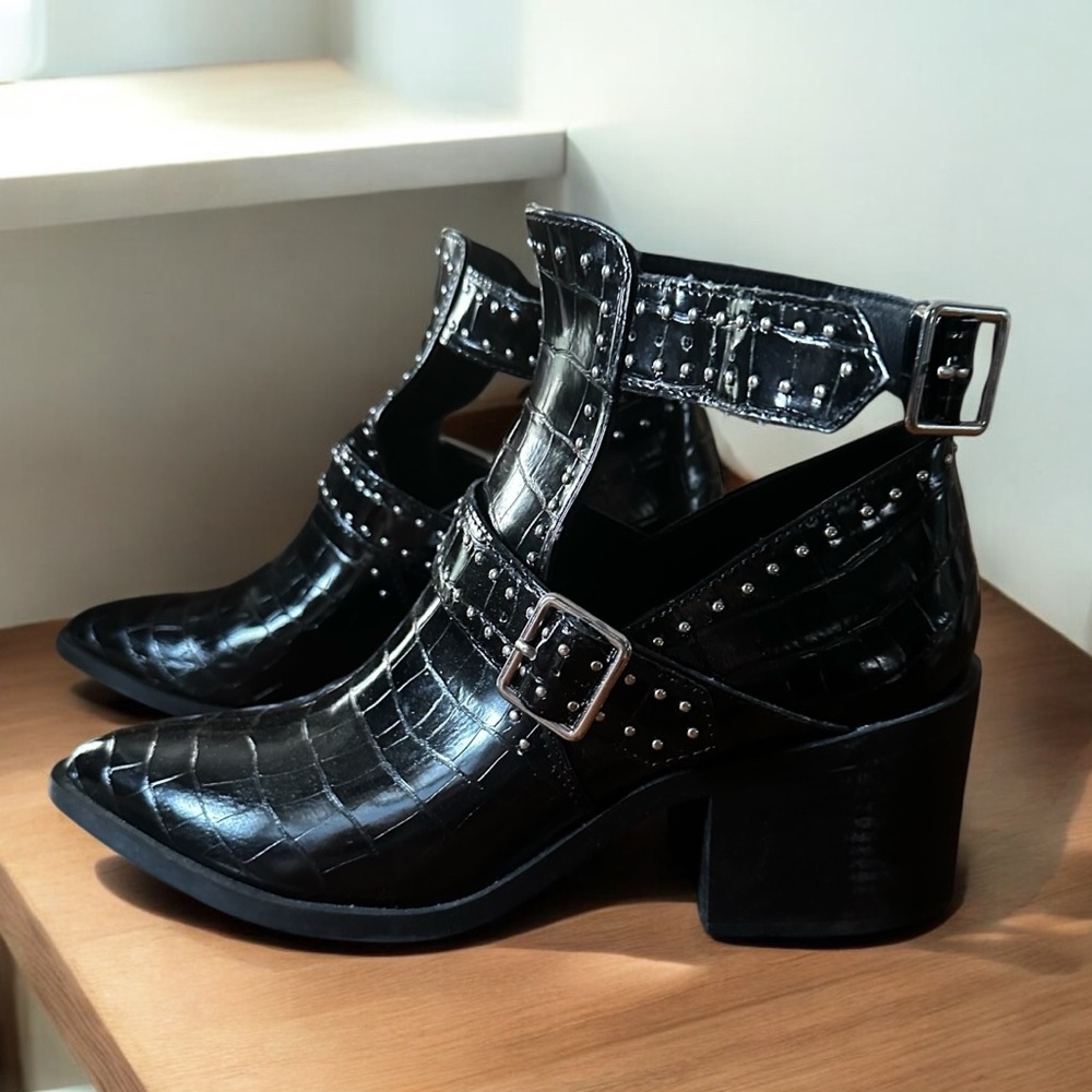 Steve Madden Black Croc-Embossed Ankle Boots